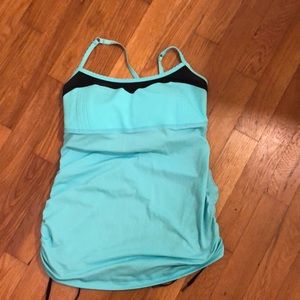 LULULEMON WORK OUT SHIRT 4